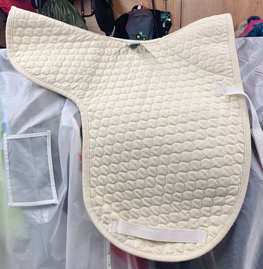 Nuumed griffin off white/cream hi wither quilt dressage numnah with sheepskin wither