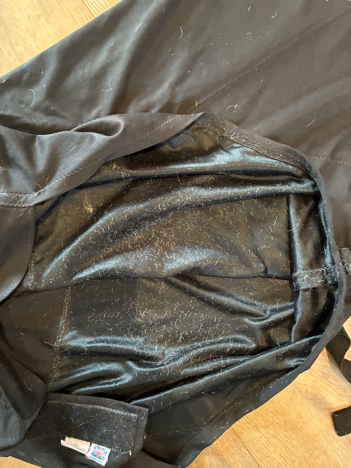 Snuggy hood size large turnout hood black