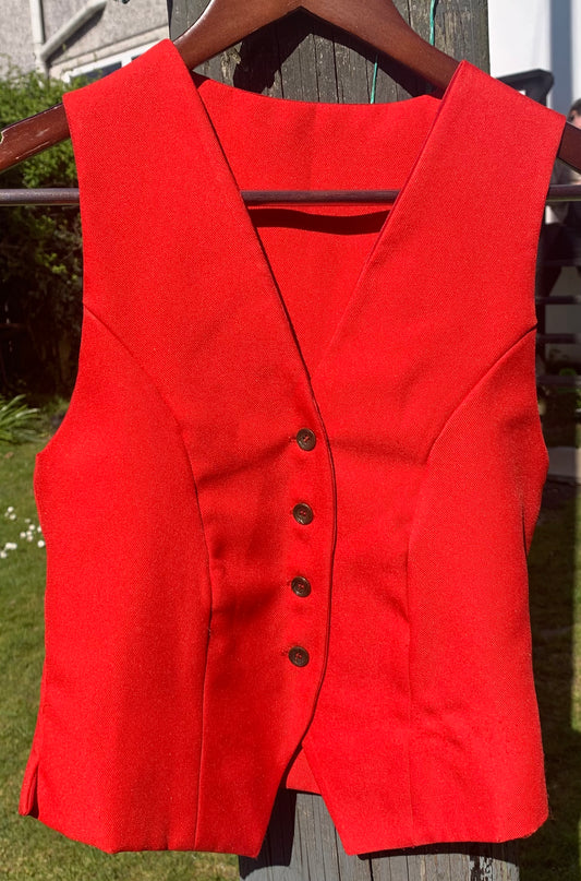 Child’s age 9/10 or adults XS red showing waistcoat
