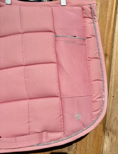 New with tag  size small/pony  Equestrian synergy saddle pad rose/silver
