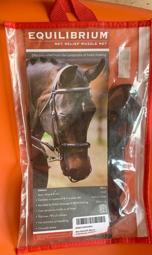 Pack of 3 black unused replacement nets in black medium/horse size. Does NOT contain the noseband attachment.