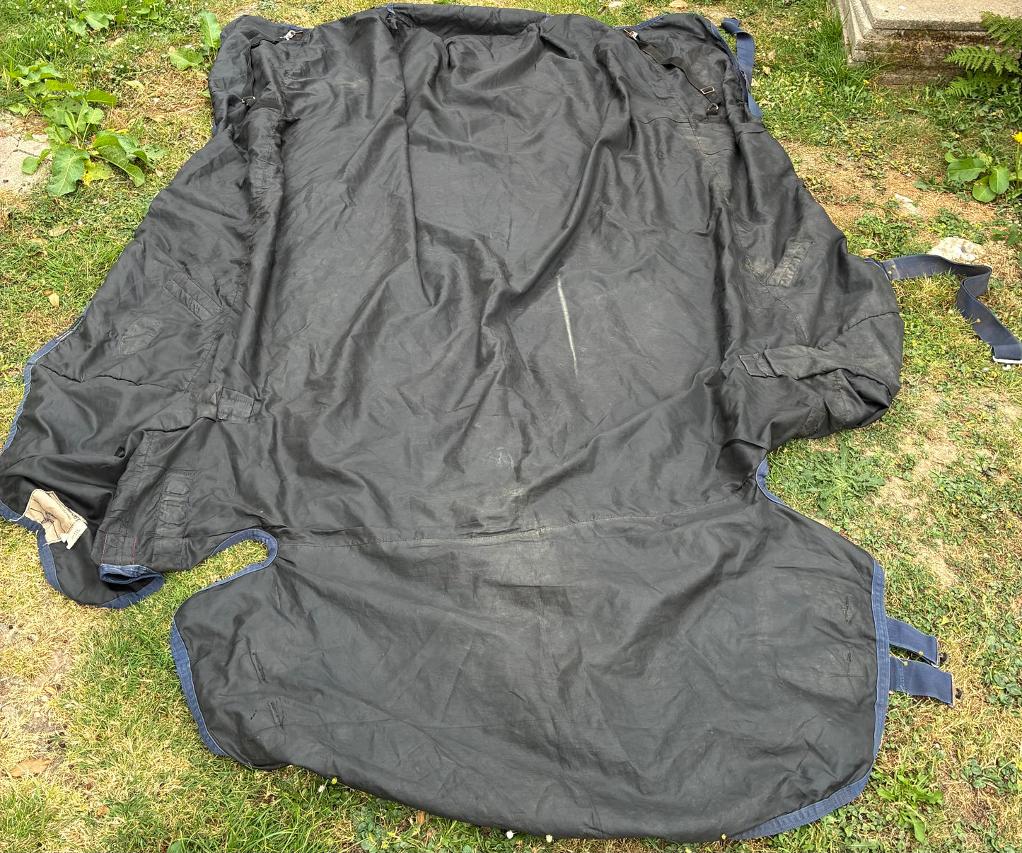 6’9” pink combo no fill light weight turnout rug washed & reproofed