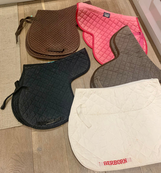Saddle pad bundle cob size aerborn nuumed black white pink brown black ref1
