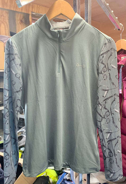 New without tags size sage medium HKM Monaco snaffle detail base layer