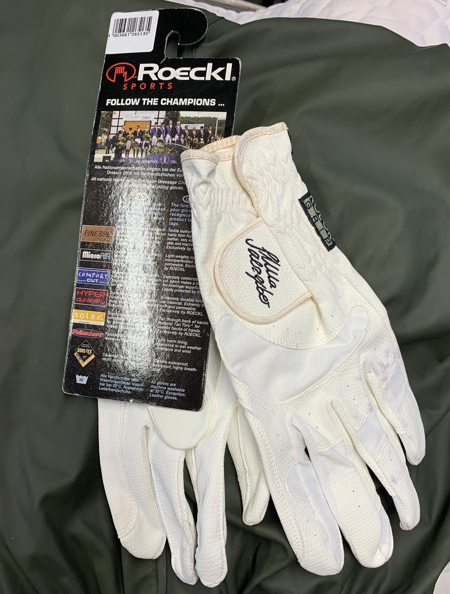 eckl Roeck Grip Riding Gloves in white size 9 RRP £38
