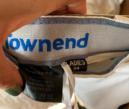Ladies size 24 white Townend jodhpurs tactel & coolmax material full suede seat