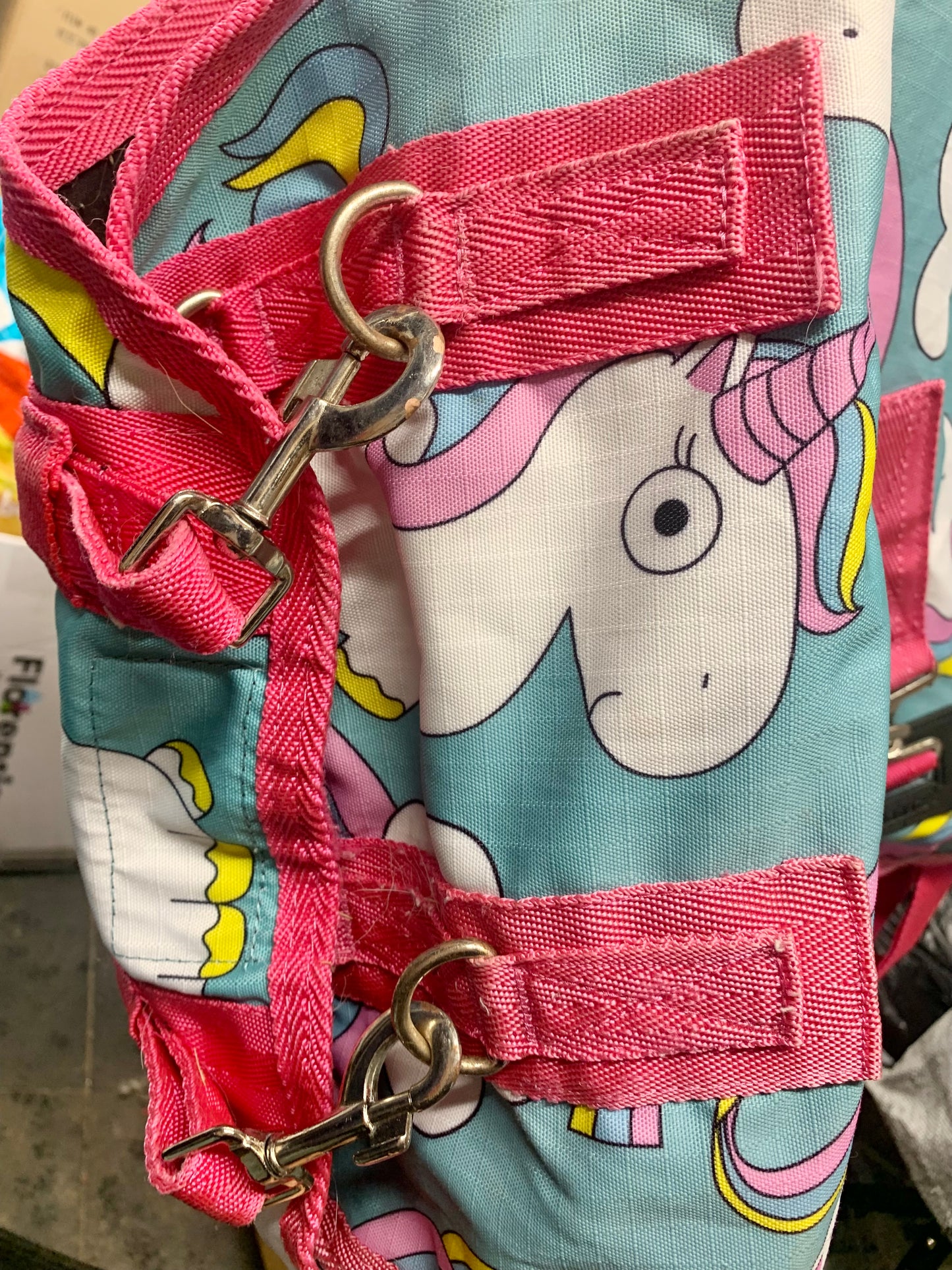 3’6 Rhinegold no fill unicorn aqua & pink turnout rug