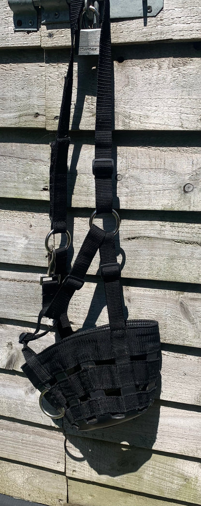 Black Cob size grazing muzzle good condition