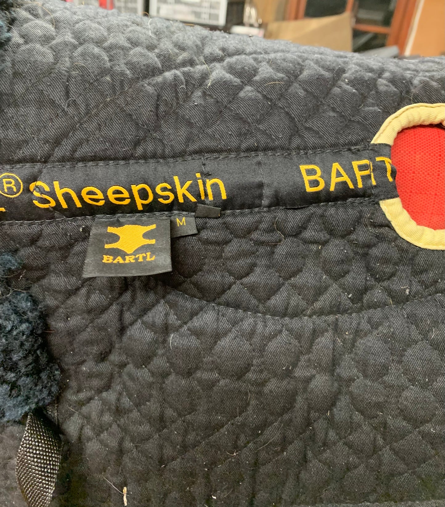 Black bartl sheepskin numnah pad size medium