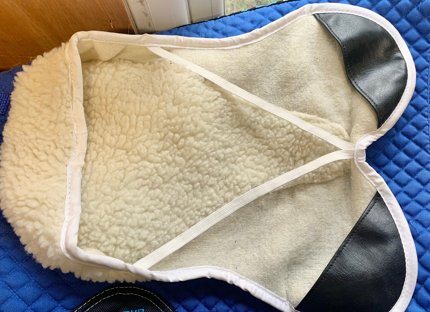 Unused fluffy fleece seat saver 17”