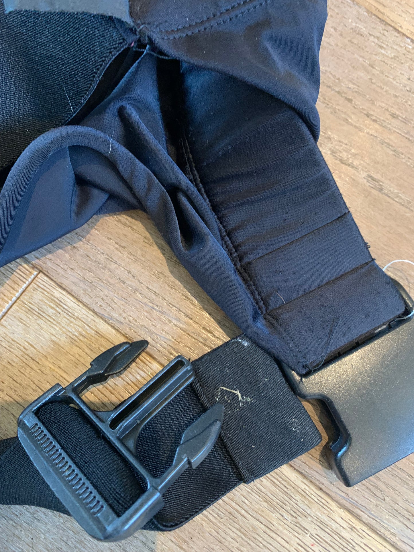 Shires zip up Stretchty Lycra Hood size extra large