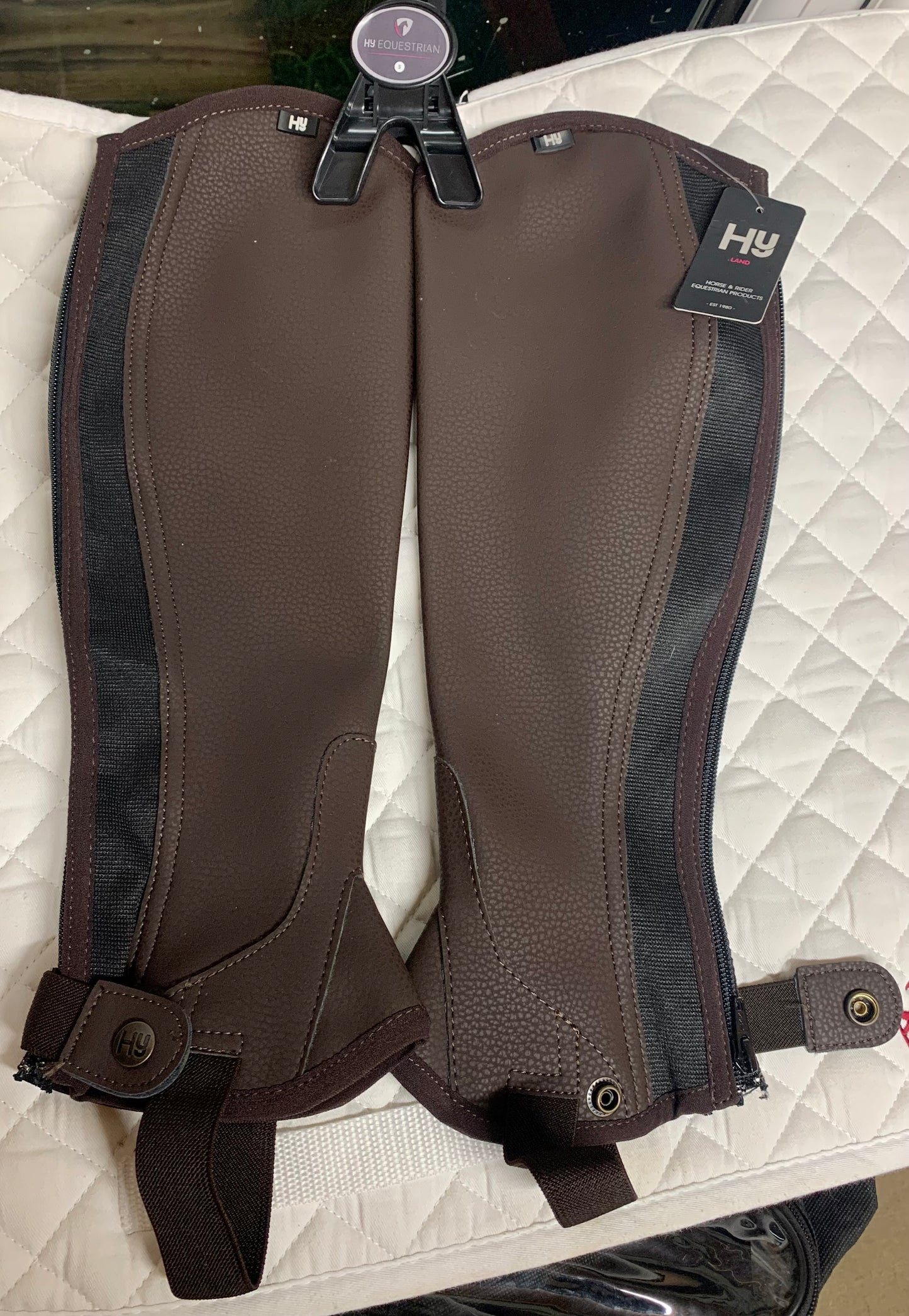 New with tag adults size small brown synthetic leather half chaps by HY Equestrian