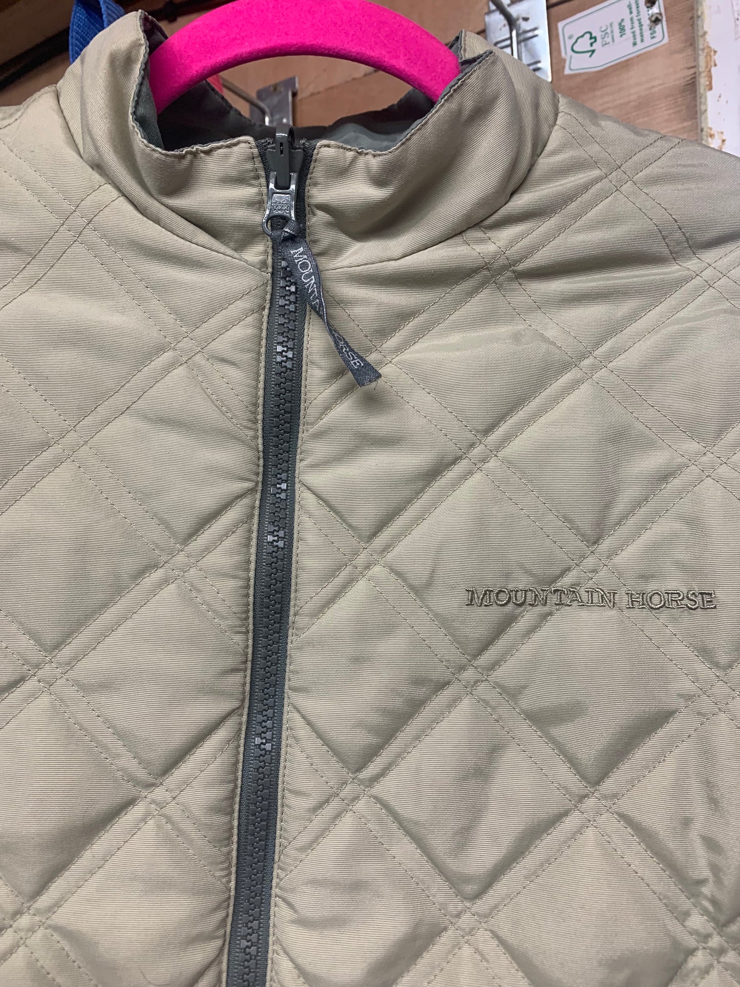 Mountain Horse Equestrian REVERSIBLE Detachable Quilted gilet Jacket