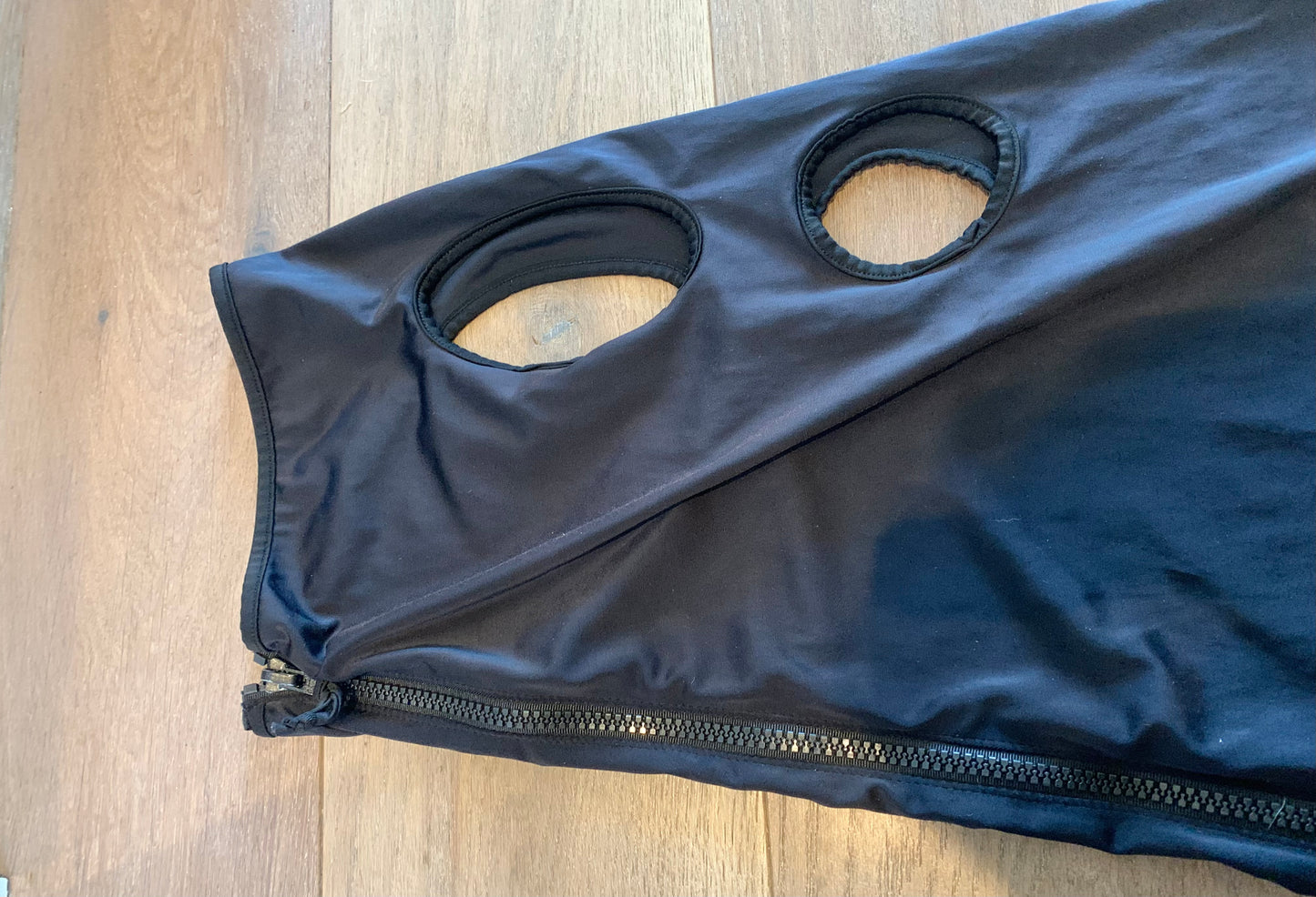 Shires zip up Stretchty Lycra Hood size extra large