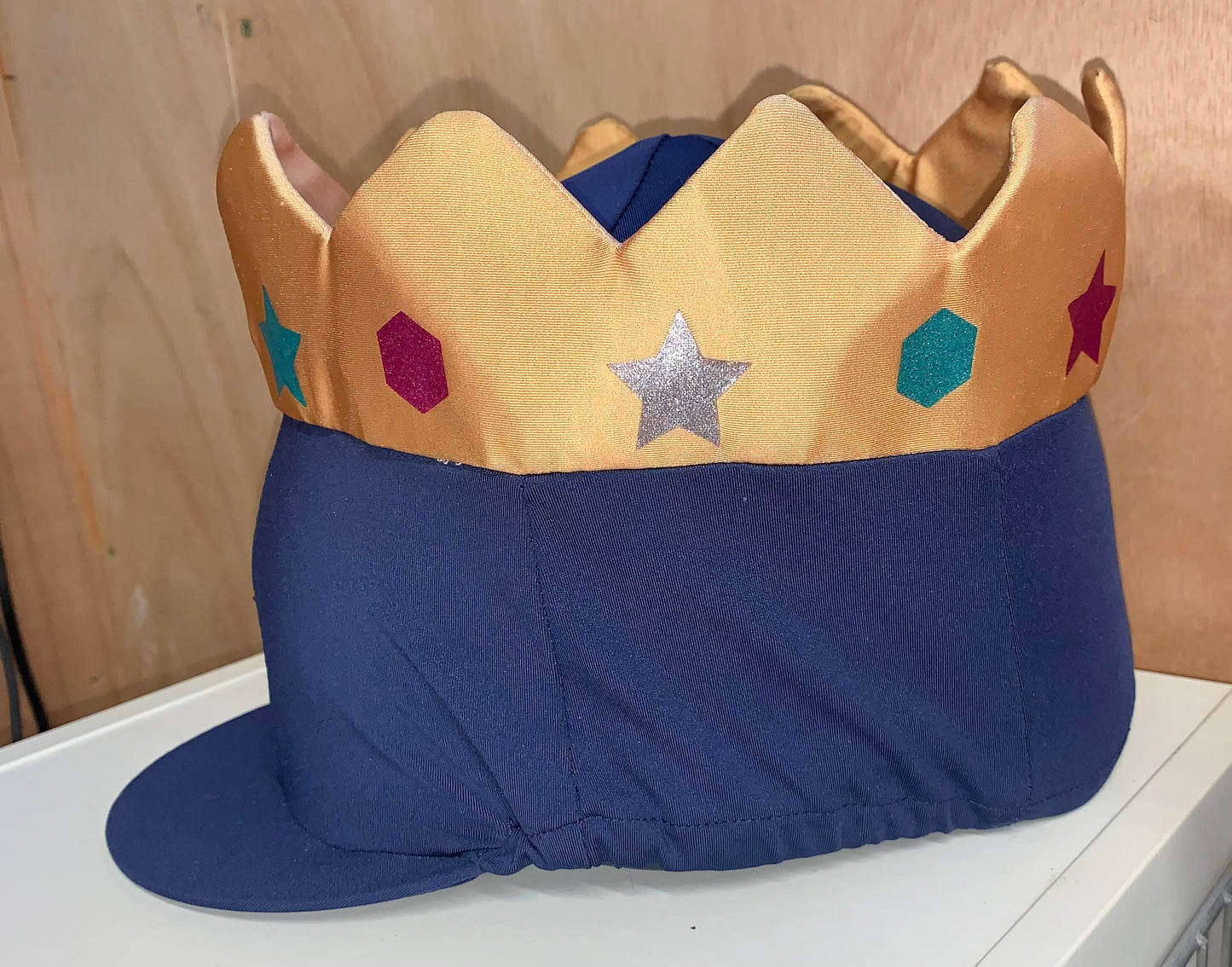 King 👑 riding hat cover navy & gold