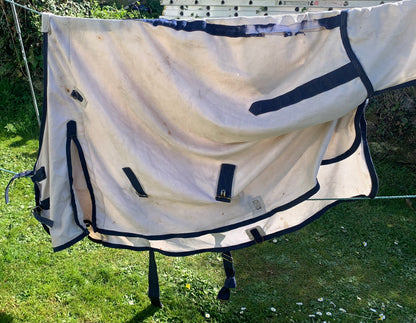 5’6 Cheap fly rug ideal for youngsters/rug destroyers!