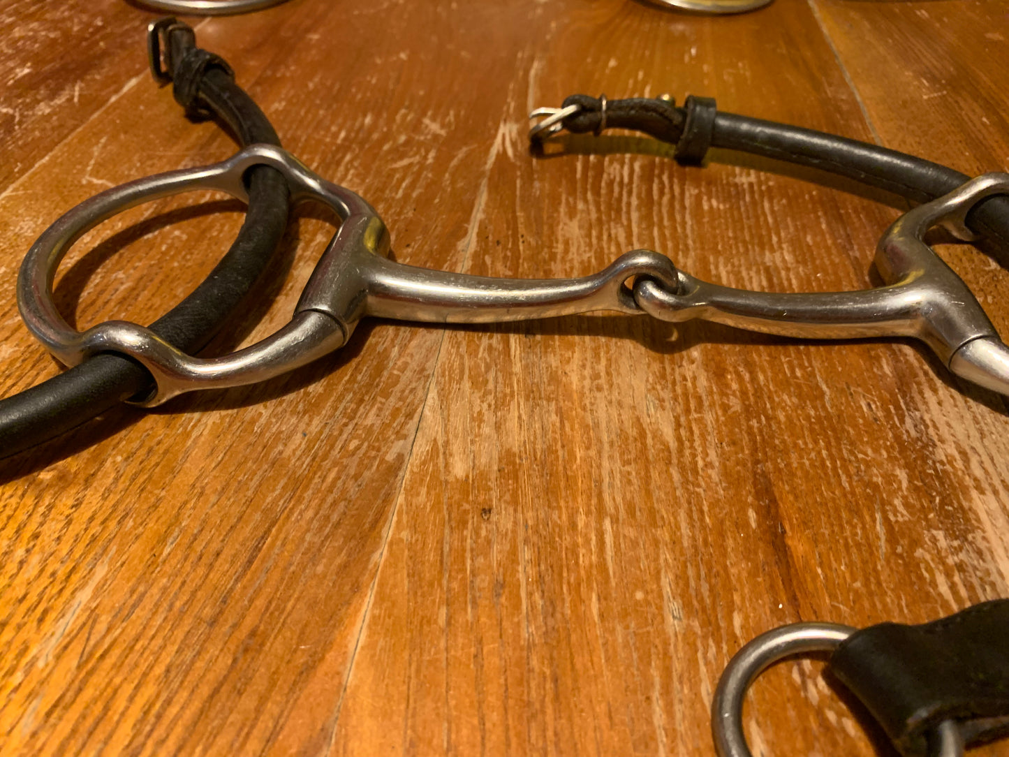 5.5” jointed running gag/cheltenham bit with cheek pieces (ref2)