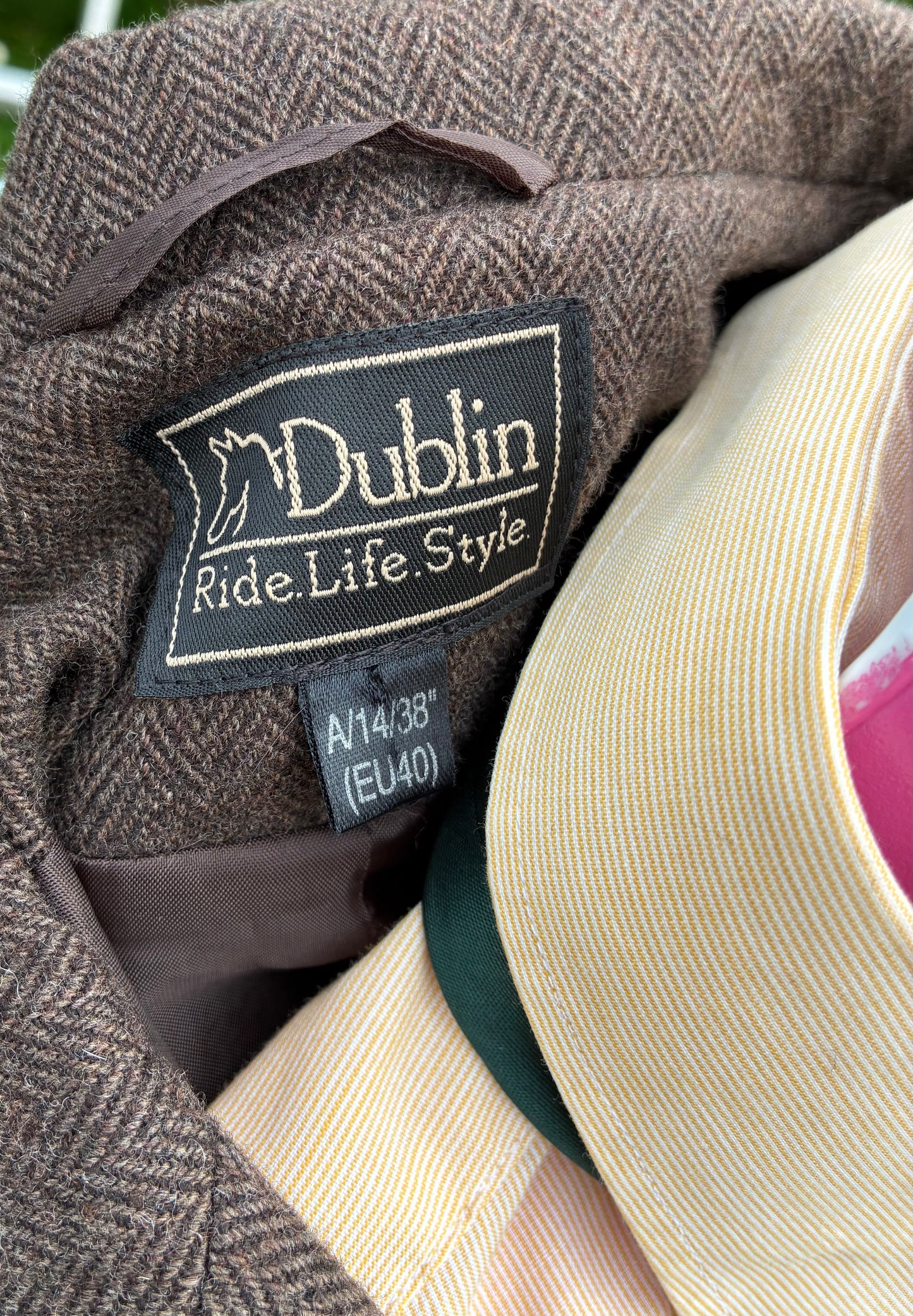 Ladies Dublin Brown houndstooth tweed hacking/show jacket size 14/38”