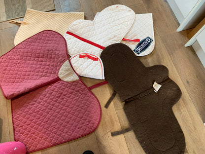 Pony size bundle of saddle pads ref1