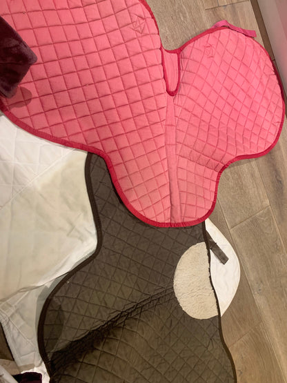 Saddle pad bundle cob size aerborn nuumed black white pink brown black ref1