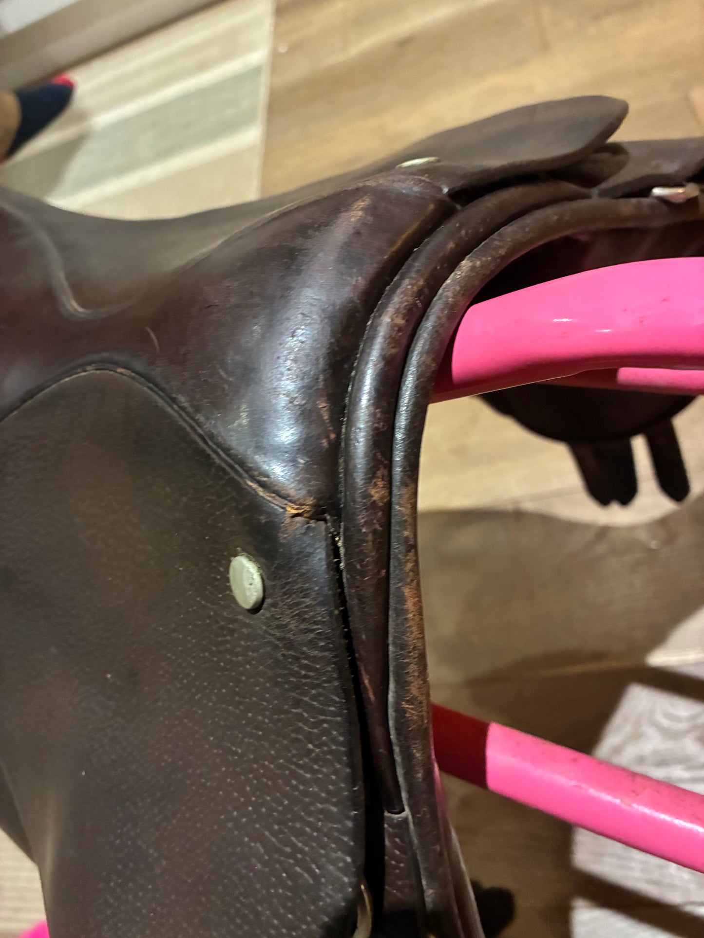 16.5 leather Havana brown hoop saddle 9.5” from d ring to d ring (wide/ex wide)