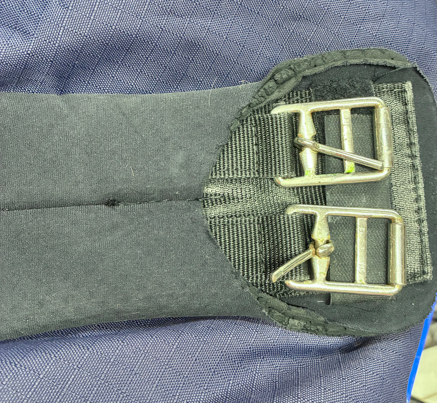 Black 24”thick neoprene padded dressage girth