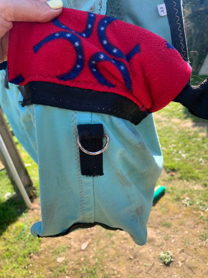 4’6 snuggy hoods sweet itch bug rug