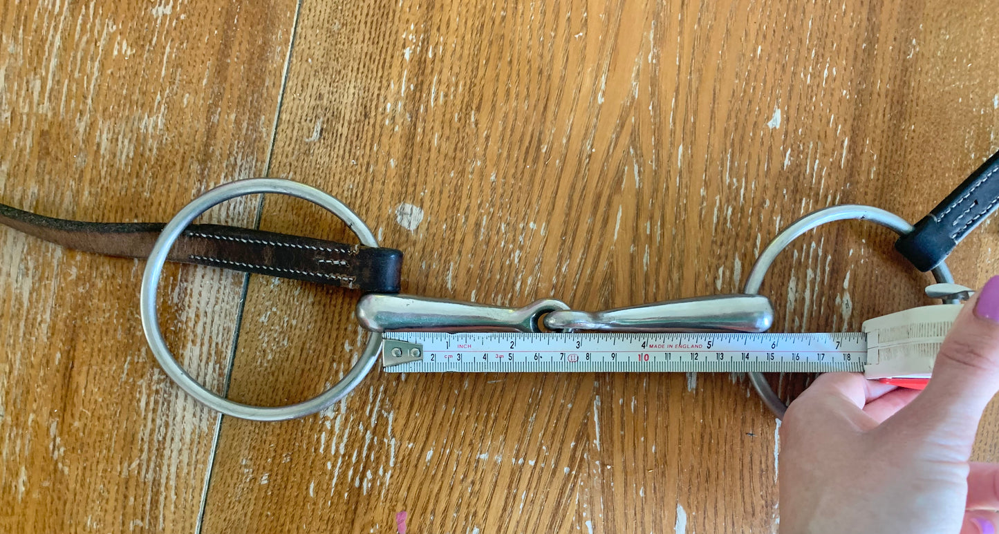 5.5” loose ring racing bit with leathers