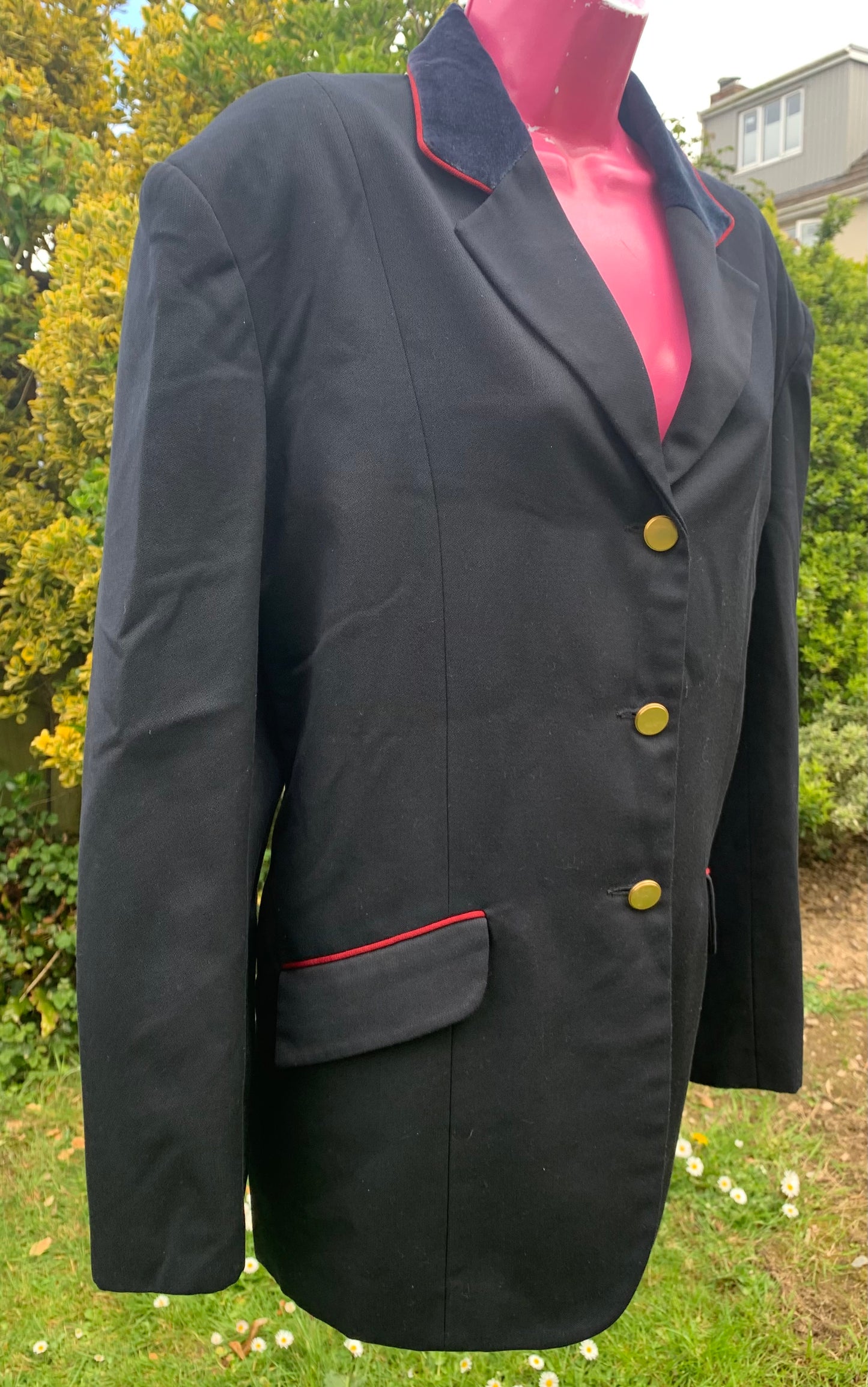 Tag navy & red show jacket size 44 velvet collar
