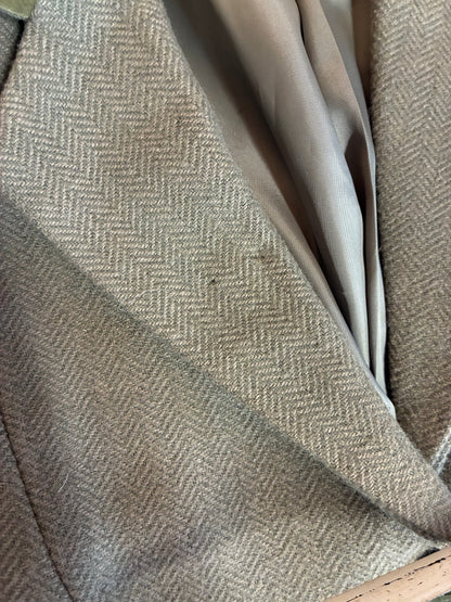Dublin green herringbone show/hacking tweed jacket size 14