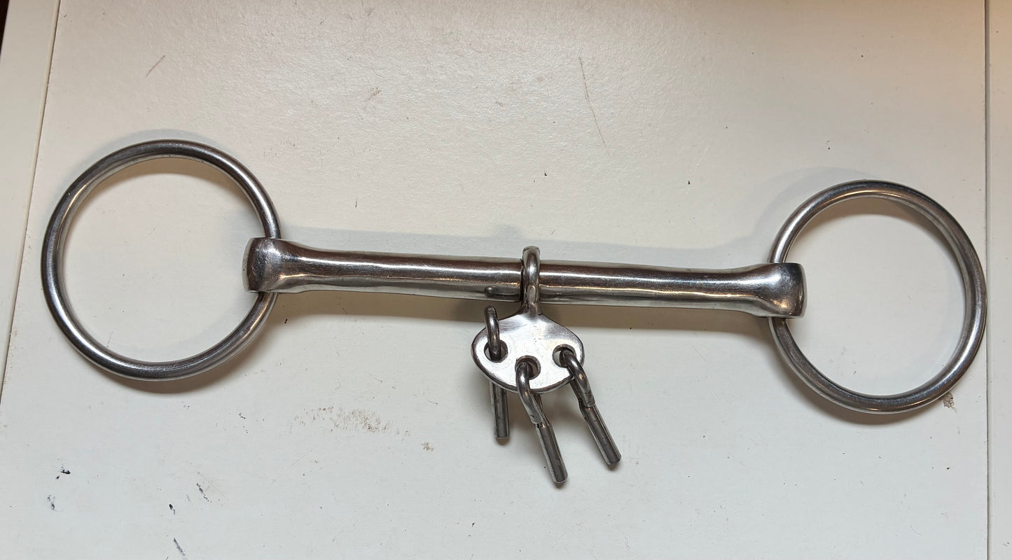 6” loose ring mouthing breaking bit with keys/players