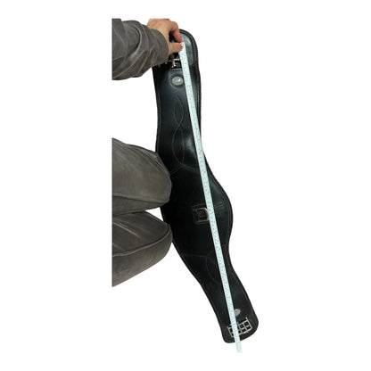 BATES CAIR ANATOMICAL GIRTH – 32” / 80cm – BLACK