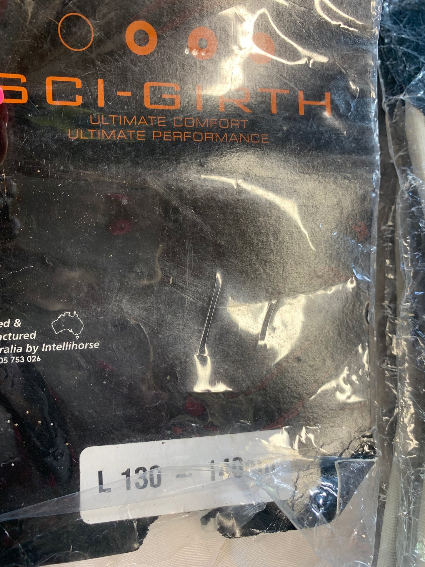 New in packaging neoprene memory foam sci racing girth