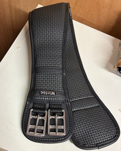 Unworn 28” black wintec waffle girth