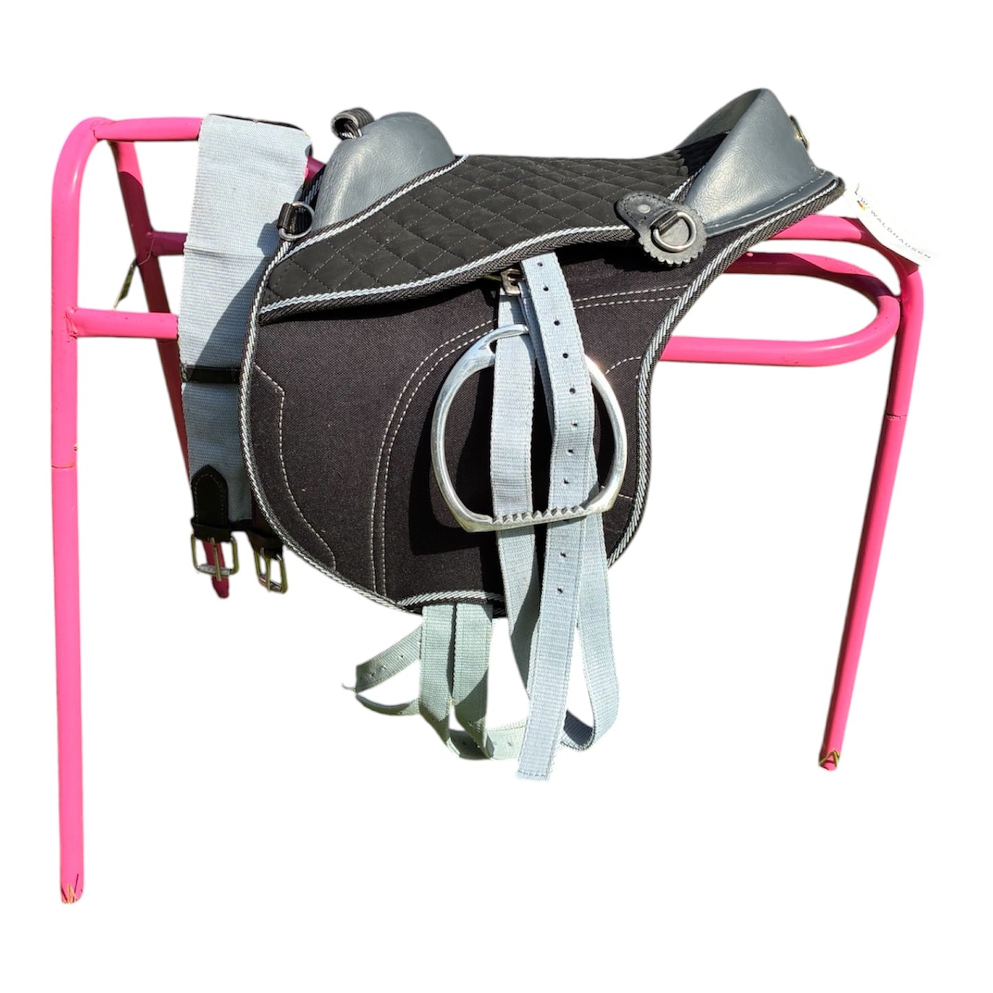 New with tag Waldhausen Kids Riding Pad/cub saddle - Black
