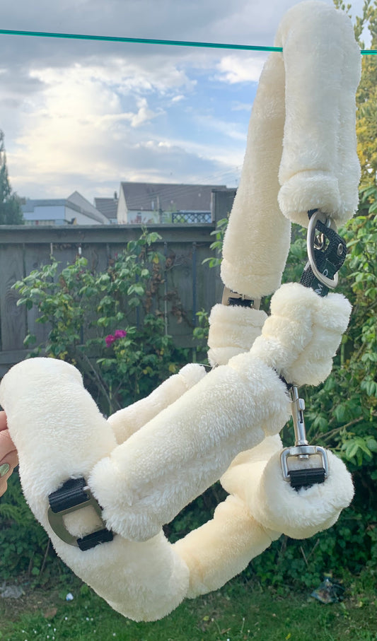 New deluxe cream fluffy fleece headcollar cob size
