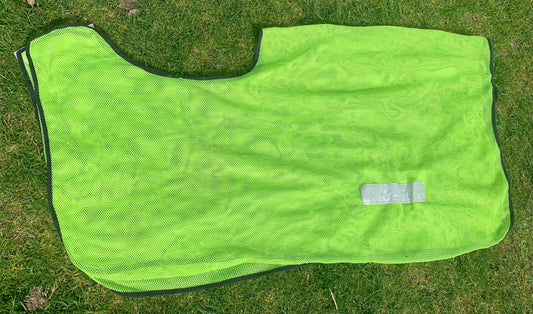 Mesh yellow hi viz exercise sheet