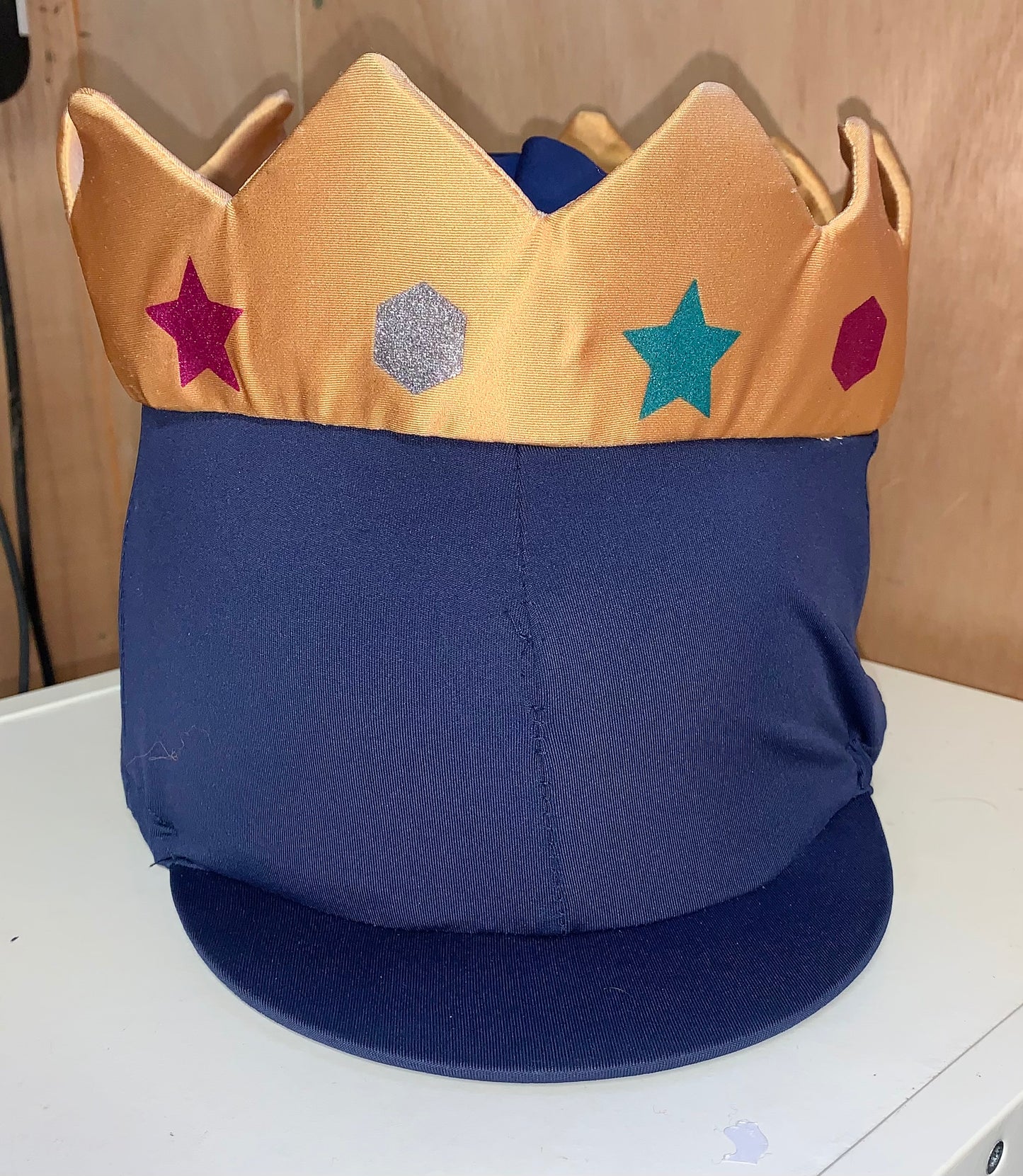King 👑 riding hat cover navy & gold