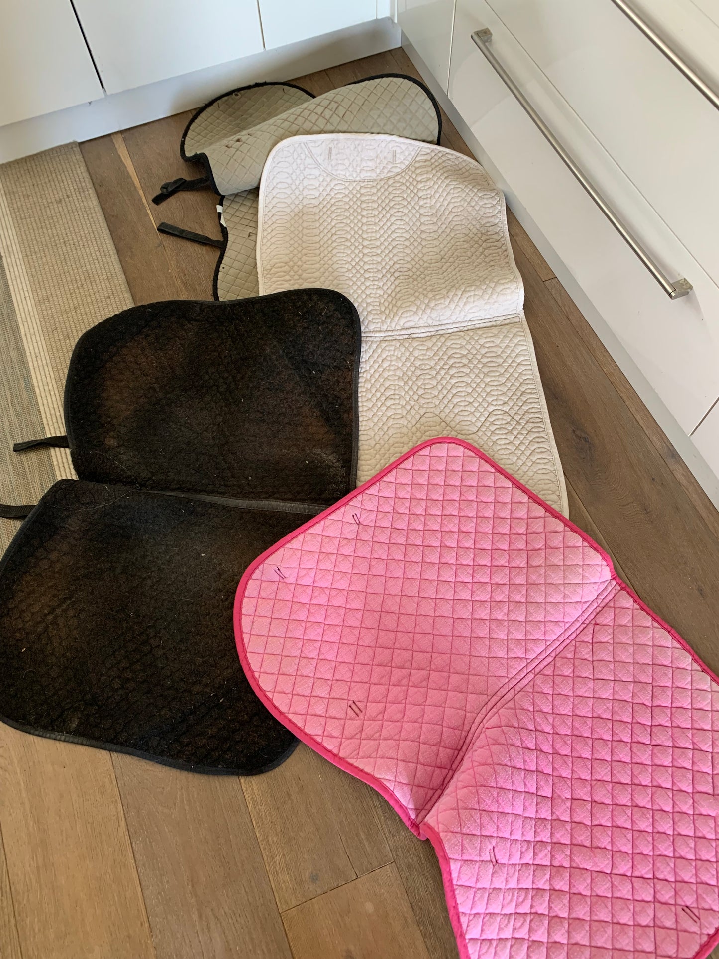 Full size saddle pads bundle ref6