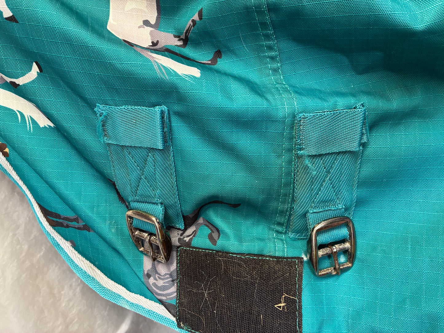 *professionally washed an reproofed**
6’3” approx 100g fill turnout rug