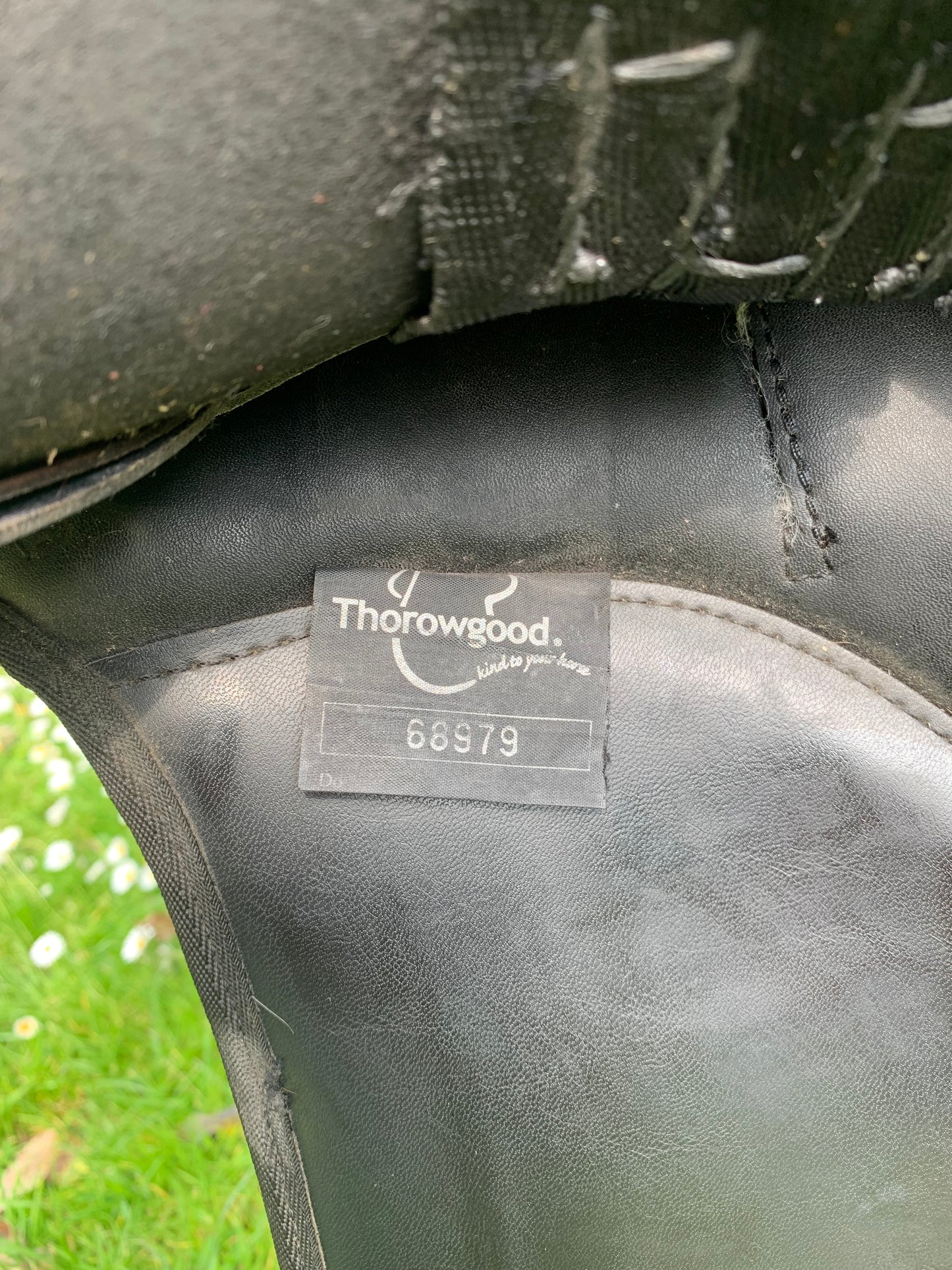 Thorowgood 18” seat synthetic brown saddle