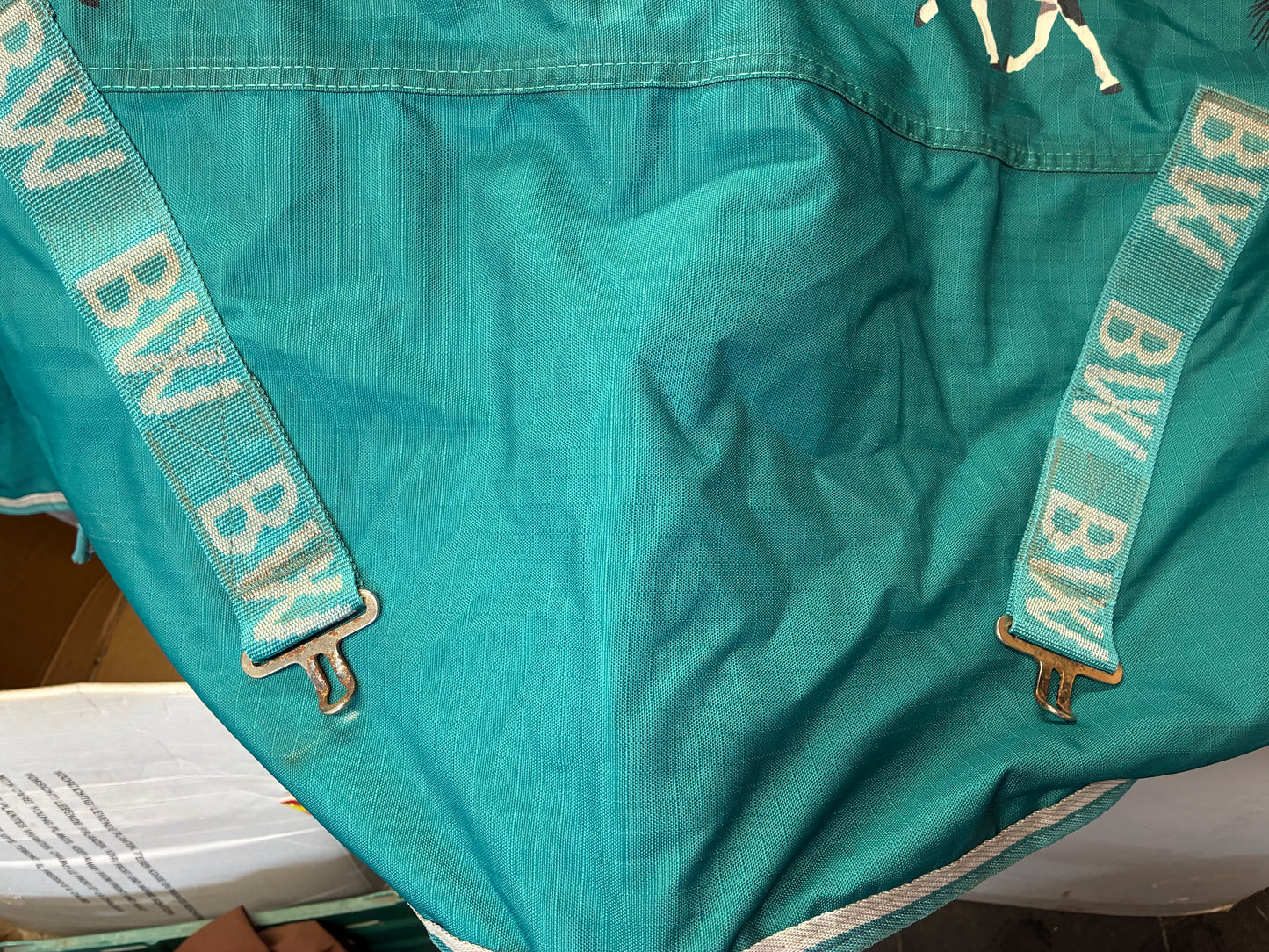 *professionally washed an reproofed**
6’3” approx 100g fill turnout rug
