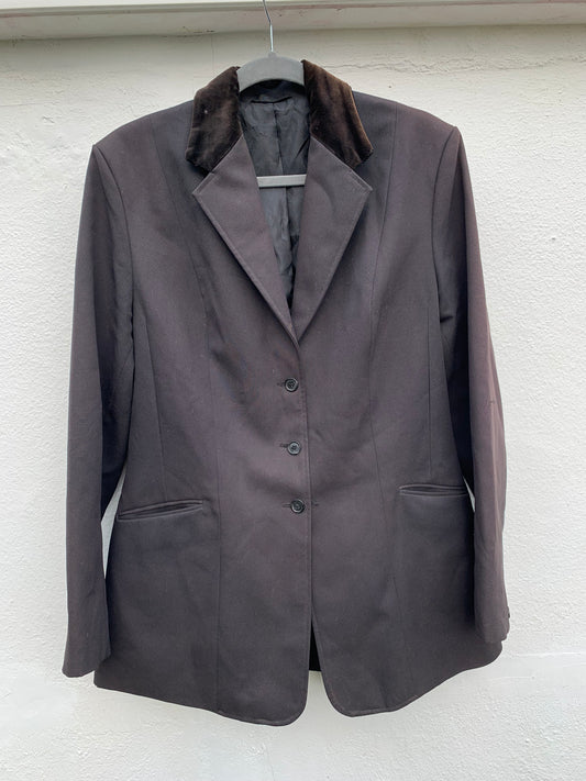 The Cotswold collection Dark brown/black show jacket size 40