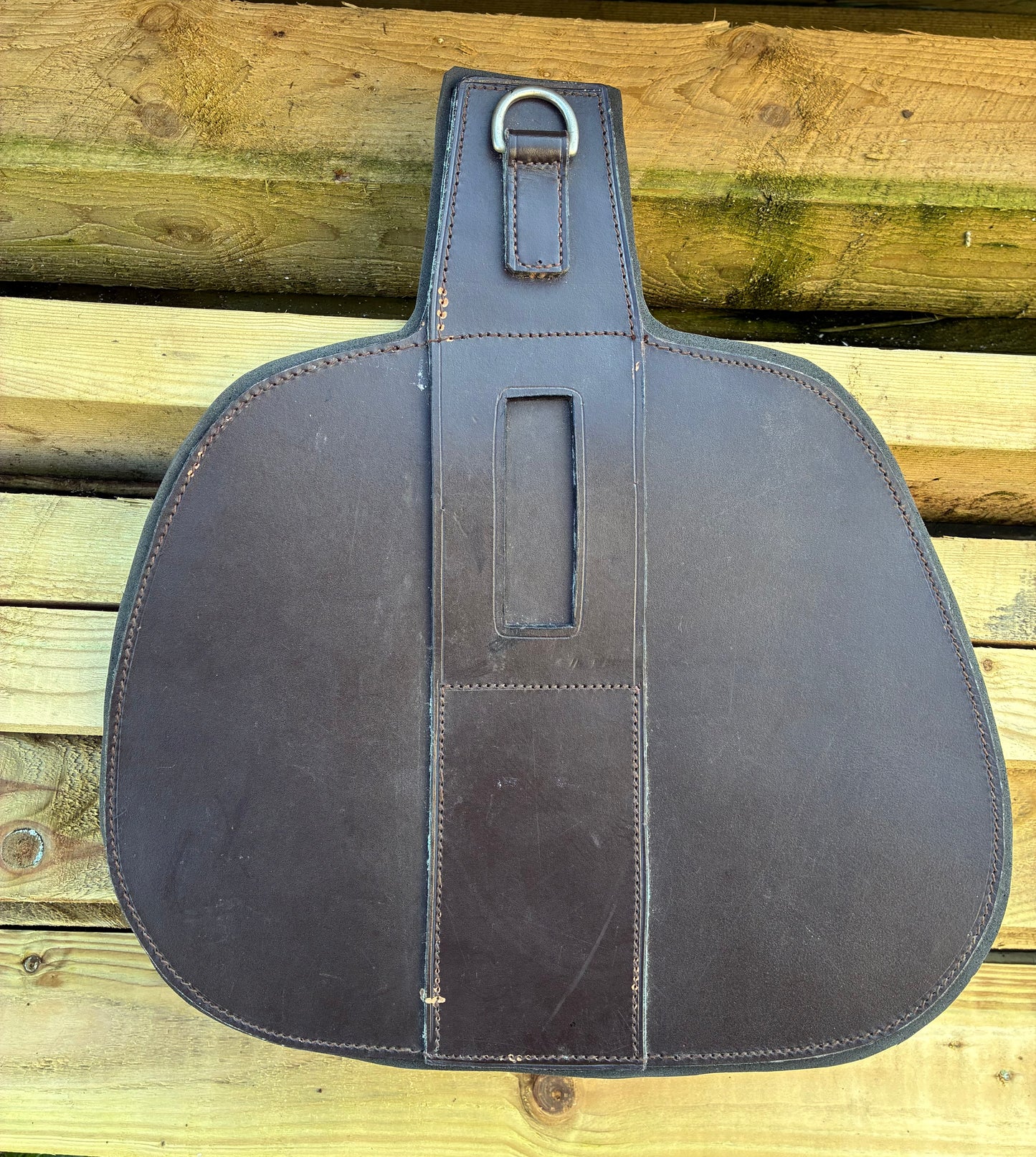 Detachable stud girth with martingale/running rein attachment brown