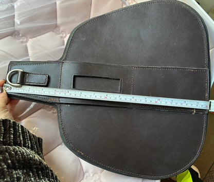 Detachable stud girth with martingale/running rein attachment brown