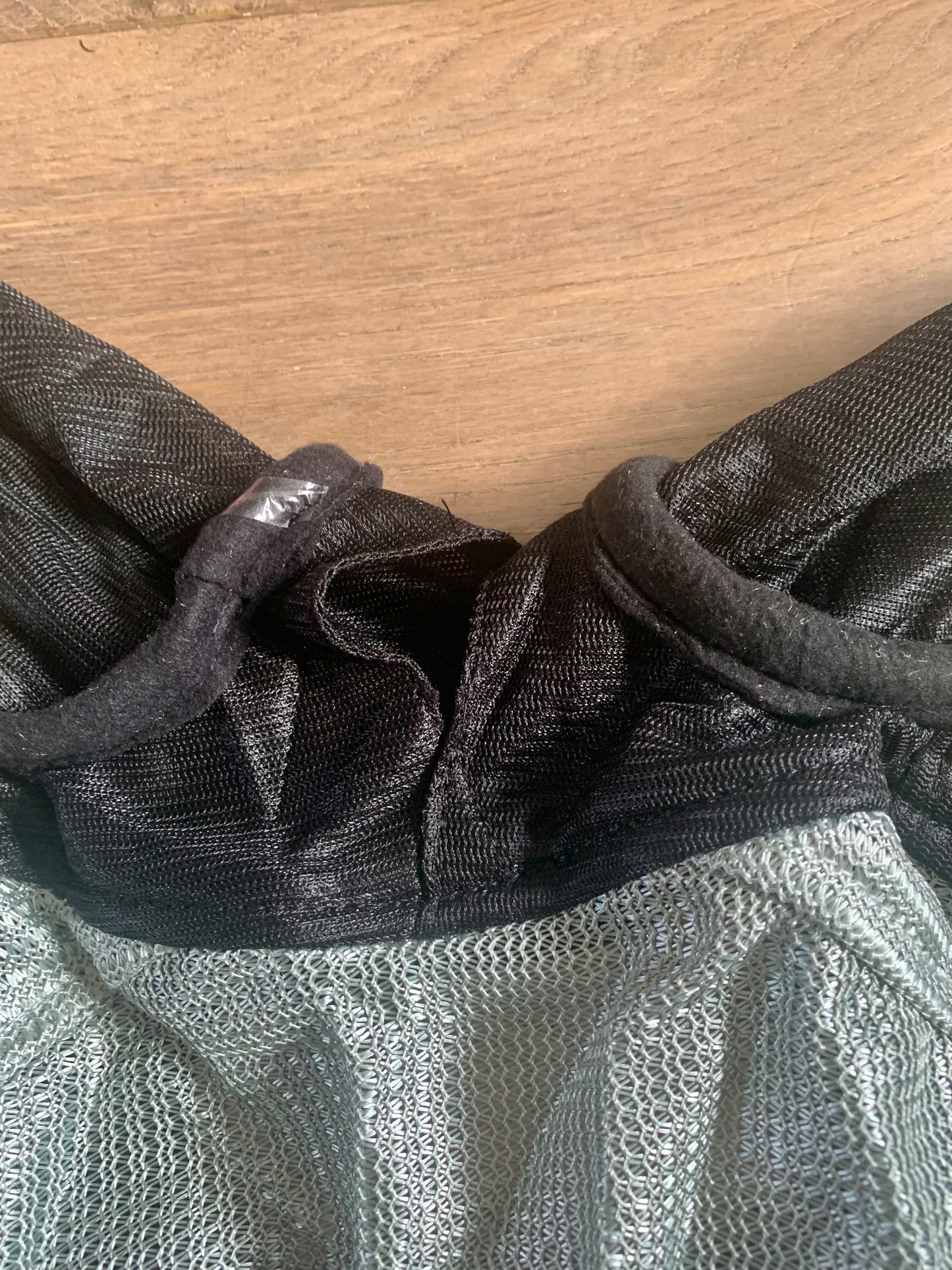 New pony size mesh fly mask with nose & forelock hole ref1