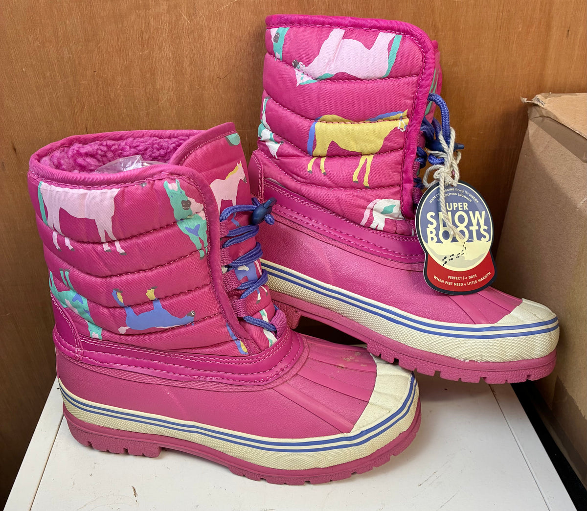 New joules snow pink horse print boots