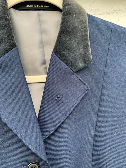 Mears navy show jacket with velvet collar size 34