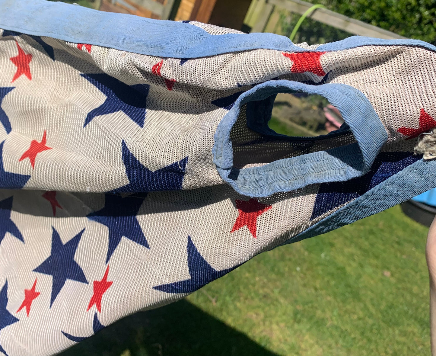 4’6 combo fly rug star print