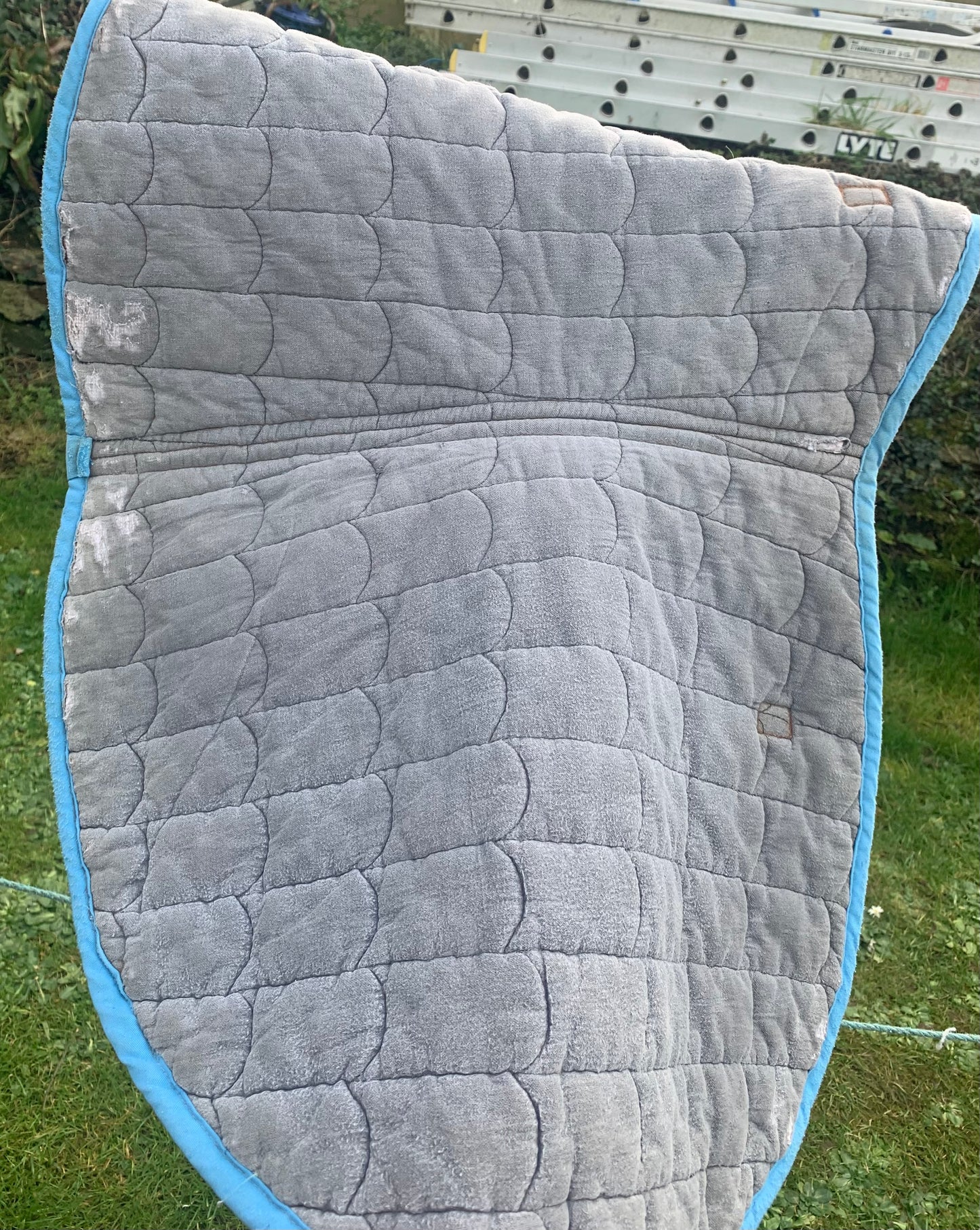 busse jump saddle pad sky blue full size